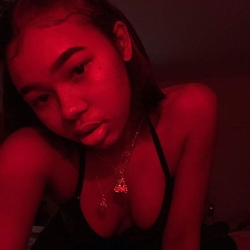 Meet your Posher, Rhylee